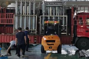 天氣再炎熱，也要按時(shí)發(fā)貨